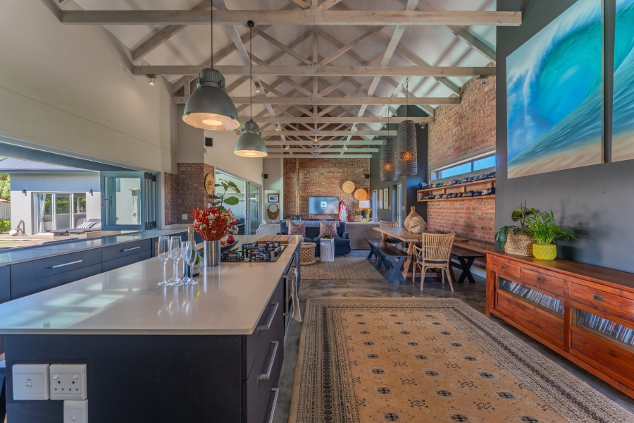 4 Bedroom Property for Sale in Cape St Francis Eastern Cape